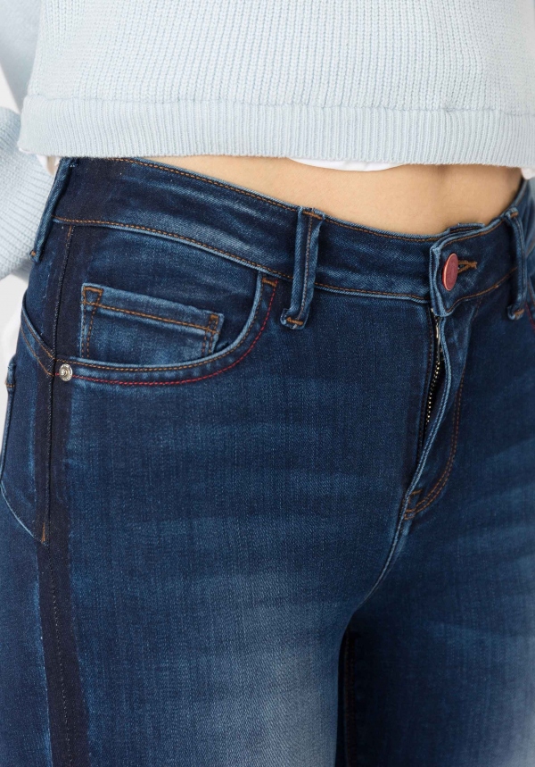JEANS LIGHT PUSH UP SKINNY BANDA LATERAL JEANS LIGHT PUSH UP SKINNY BANDA LATERAL