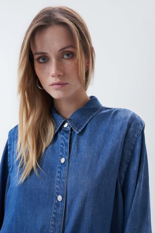 CAMISA VAQUERA DETALLE HOMBROS