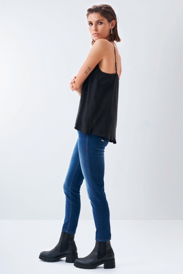 BLUSA LENCERA ENCAJE NEGRA 2