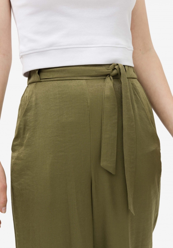 PANTALÓN FLUIDO VERDE OLIVA PANTALÓN FLUIDO VERDE OLIVA