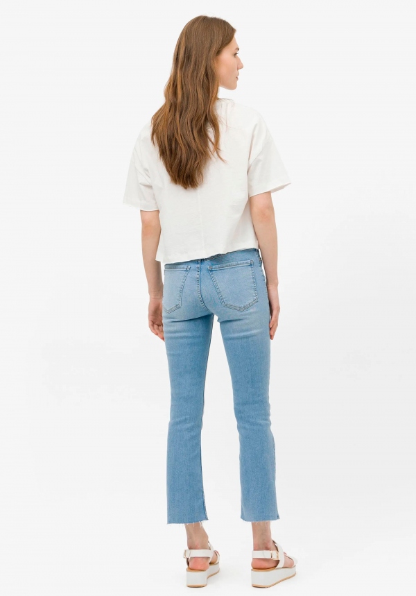 JEANS MEGAN CROPPED FLARE TIRO ALTO