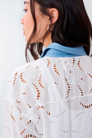 CAMISA BORDADA APLIQUES DENIM 2