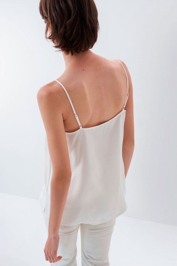 BLUSA LENCERA ENCAJE BEIGE