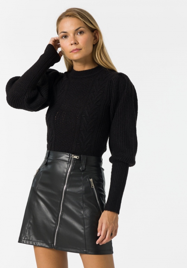 JERSEY ABULLONADO NEGRO 2