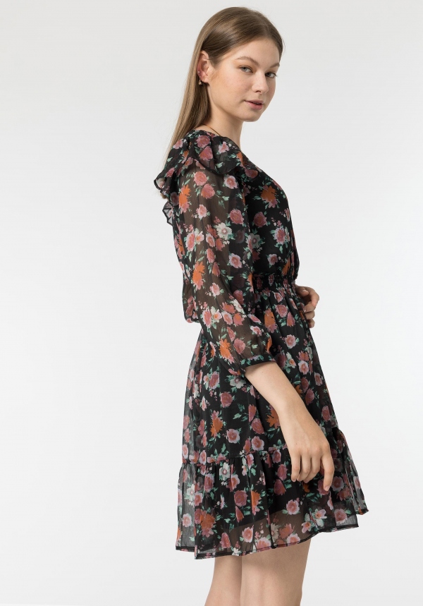 VESTIDO FLORAL NEGRO VOLANTES VESTIDO FLORAL NEGRO VOLANTES