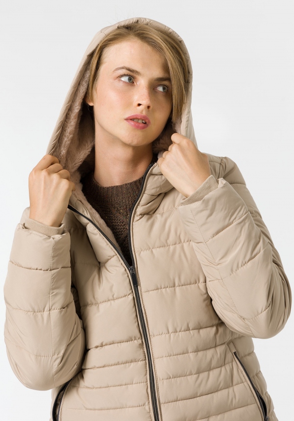 CHAQUETA BEIGE ACOLCHADA... 2