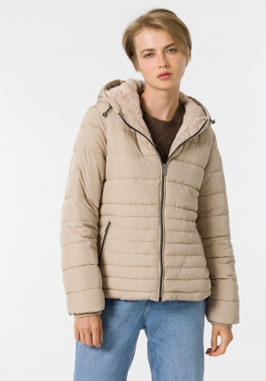 CHAQUETA BEIGE ACOLCHADA...